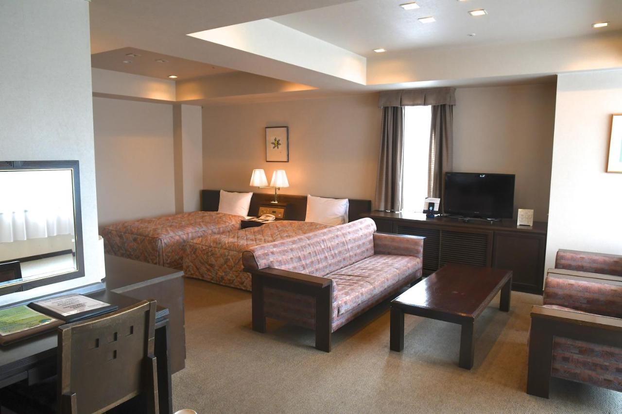 Karuizawakurabu Hotel 1130 Hewitt Resort Цумагои Экстерьер фото