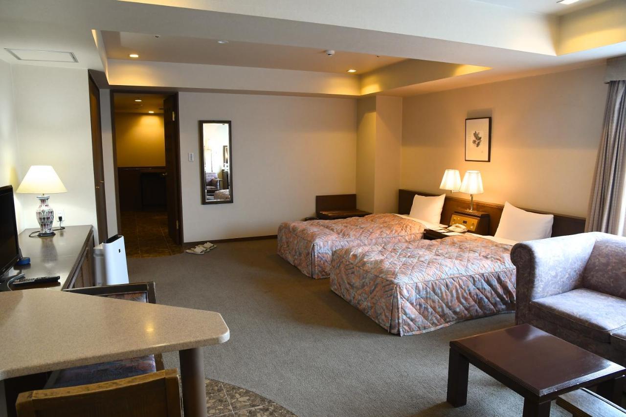 Karuizawakurabu Hotel 1130 Hewitt Resort Цумагои Экстерьер фото
